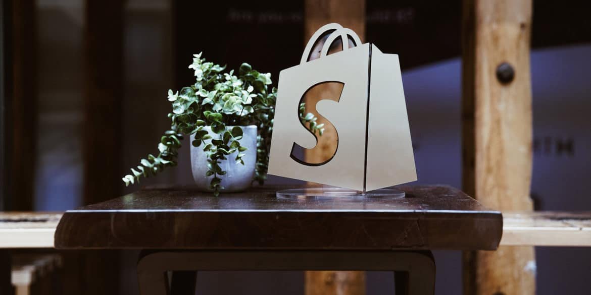 How to Start an Online Store for Your Fashion and Apparel Business?